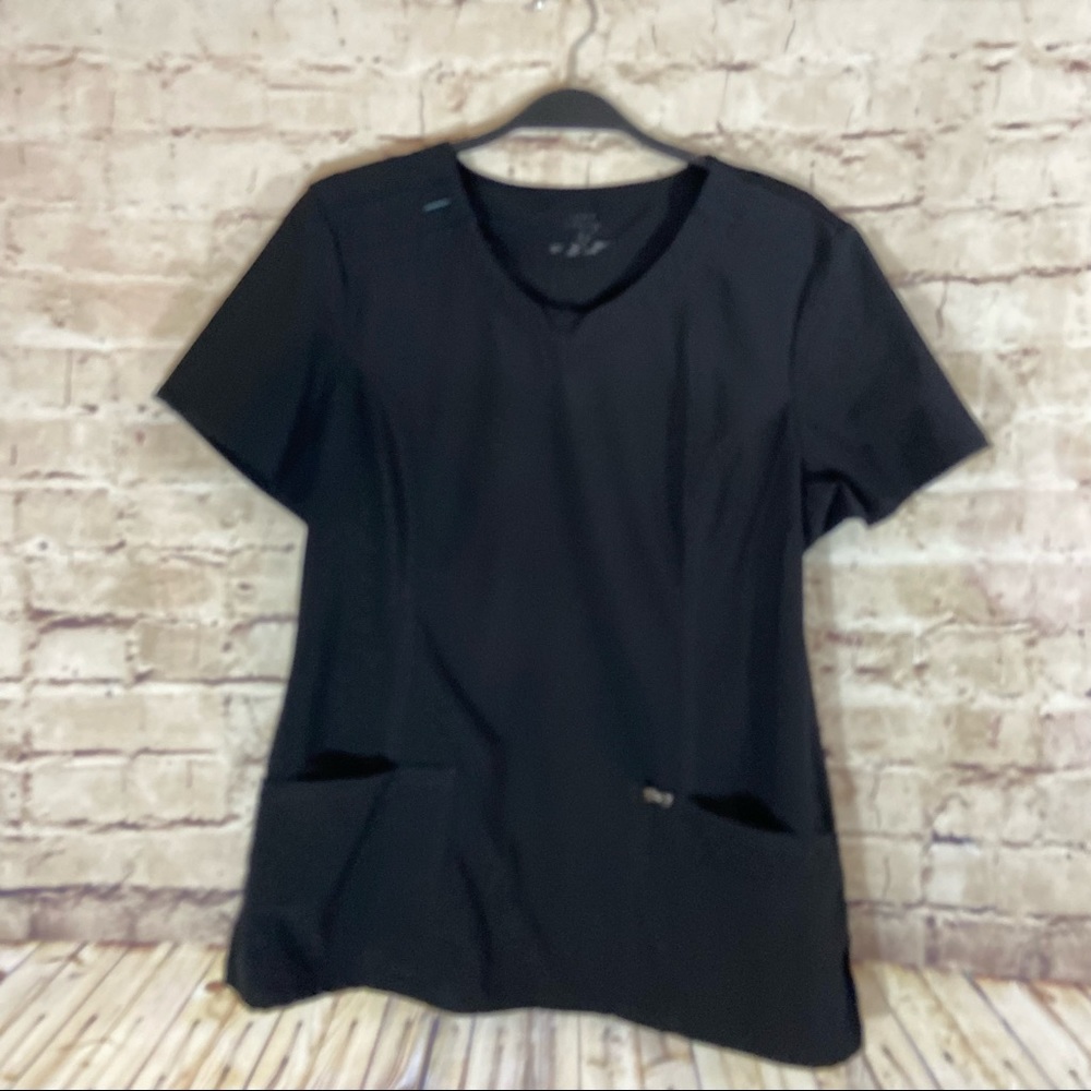 Black scrub top infinity size large